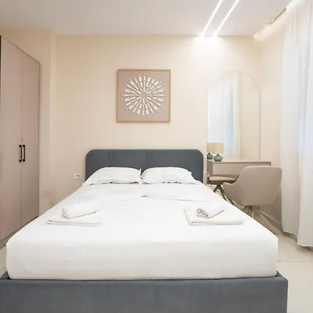 Modern 2br At New Bazaar - * טיראנה