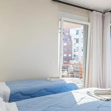 Modern 2br At New Bazaar - Lejlighed Tirana