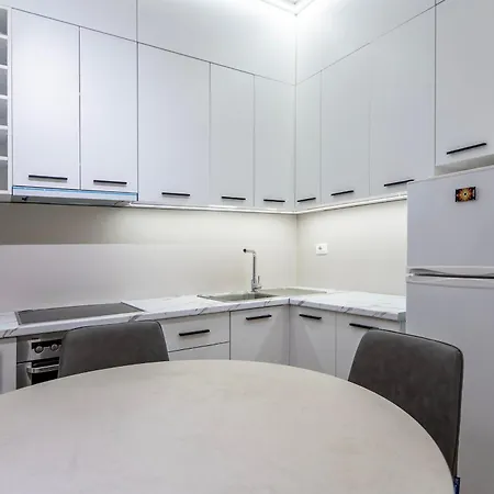Modern 2br At New Bazaar - Apartment Tirana