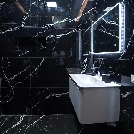 Modern 2br At New Bazaar - Apartmán