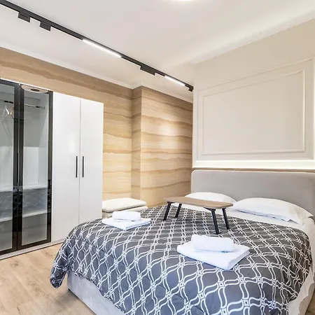 Apartmán Modern 2br At New Bazaar - Tirana