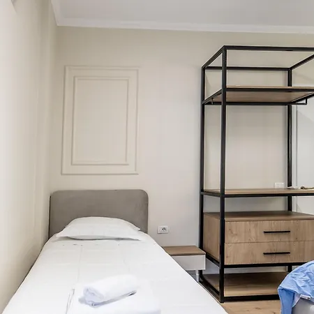 Modern 2br At New Bazaar -