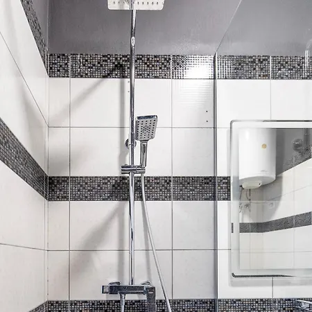 Modern 2br At New Bazaar - Διαμέρισμα *