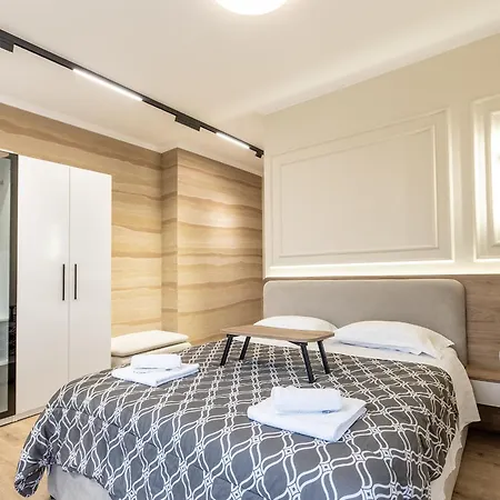Modern 2br At New Bazaar - Tirana