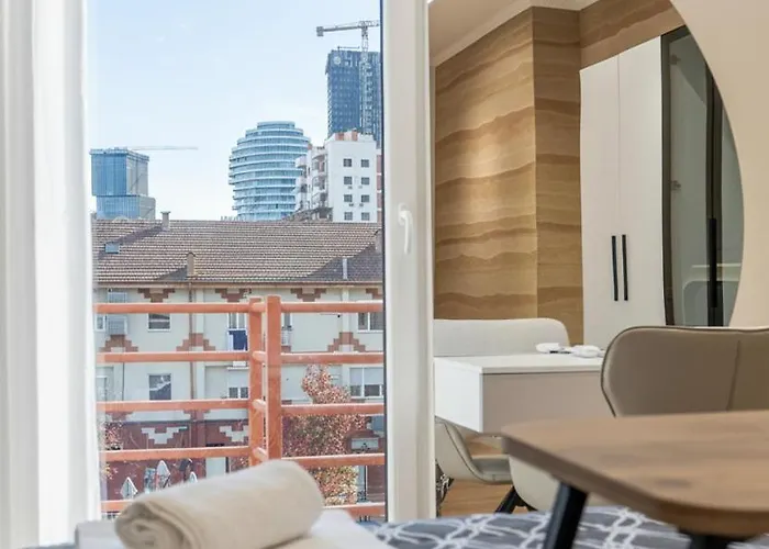 Apartment Modern 2br At New Bazaar - *