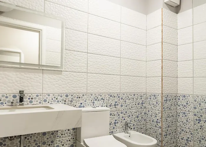 Apartment Modern 2br At New Bazaar - Tirana