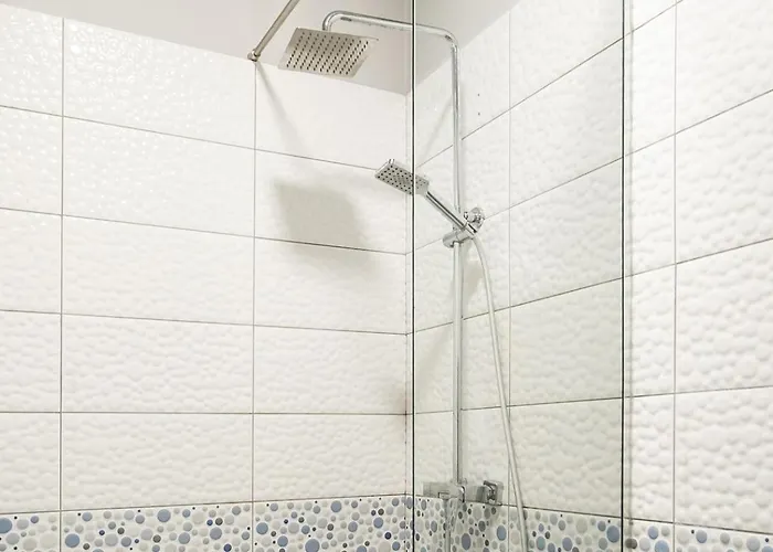 Modern 2br At New Bazaar - *