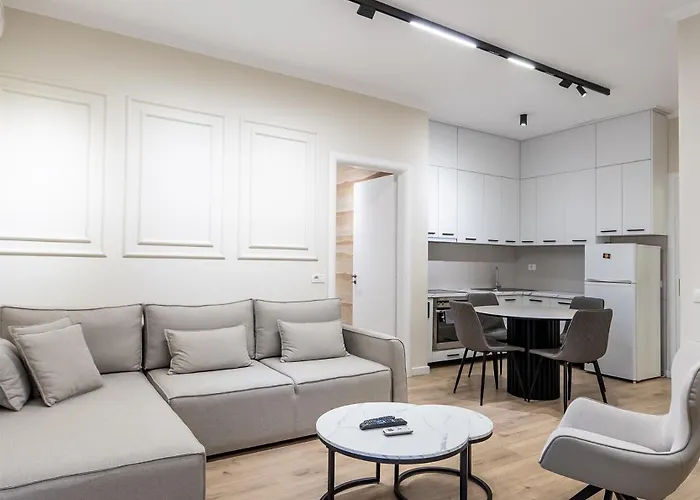 Modern 2br At New Bazaar - アパート ティラナ