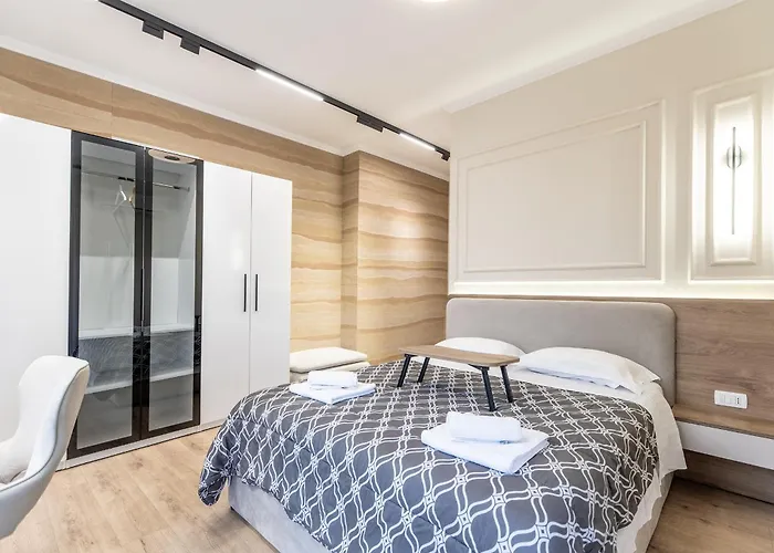 Apartment Modern 2br At New Bazaar - Tirana