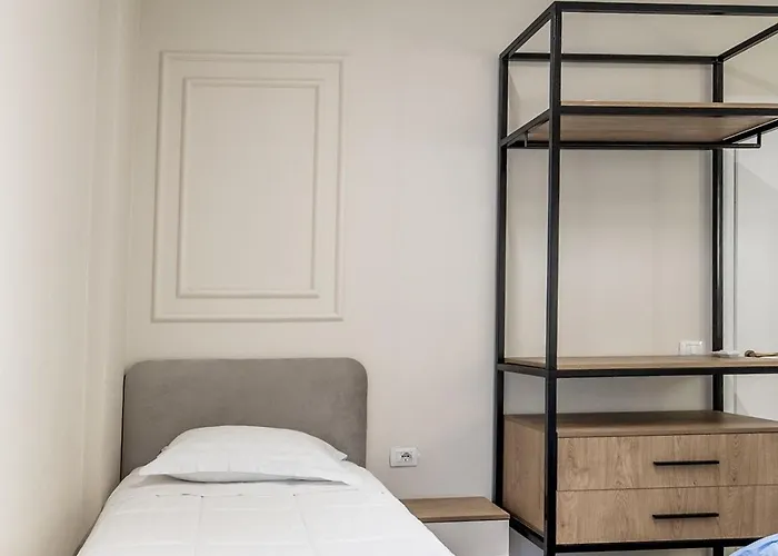 Modern 2br At New Bazaar -